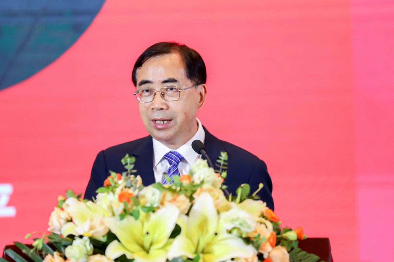 浙江省飯店業(yè)協(xié)會(huì)會(huì)長、君瀾酒店集團(tuán)總裁王建平先生發(fā)言